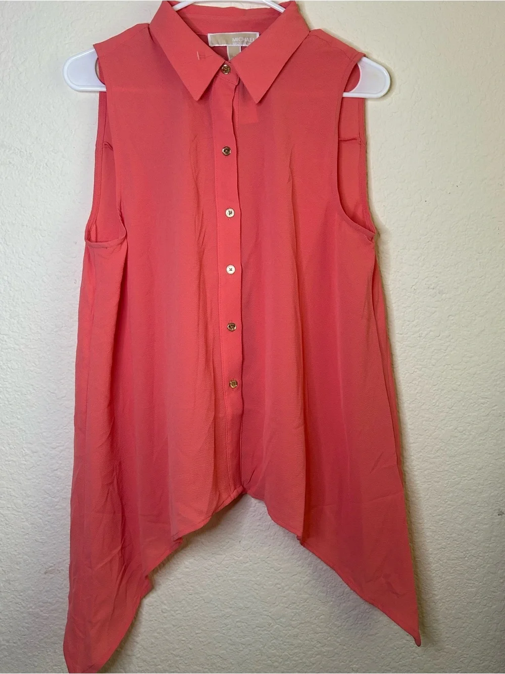 Michael Kors Coral‎ Sleeveless Button-Front Sharkbite Hem Top NWT Medium Light